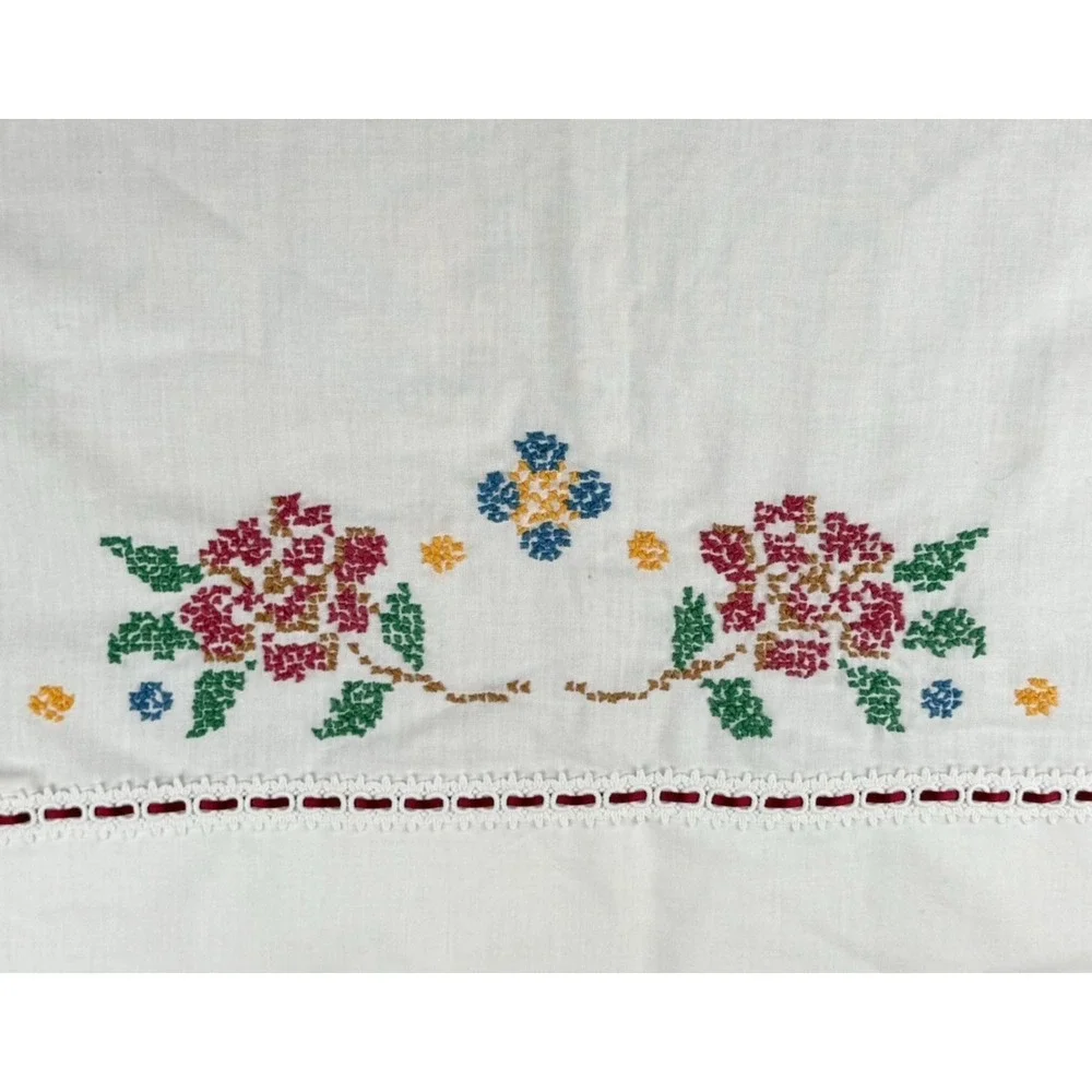 Handmade Vintage Embroidered White Pillowcase Red Roses Cross Stitch 20x29